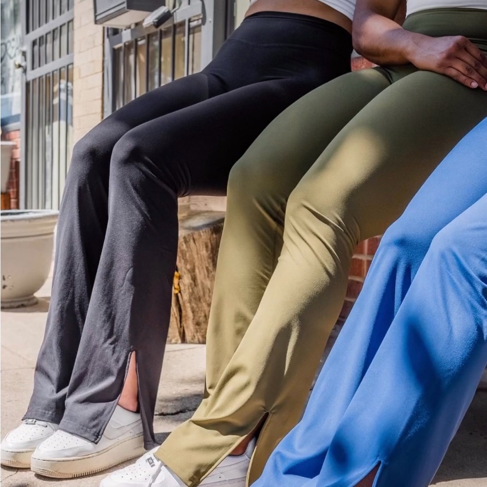 The Cloud Flare Pant